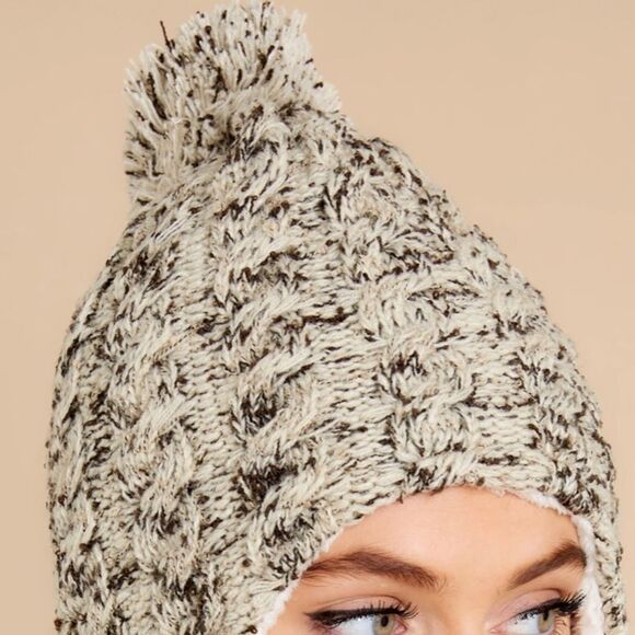 Neutral Peruvian Hat‎ - Picture 7 of 8